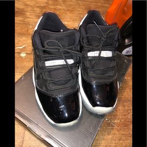 Jordan retro 11 low